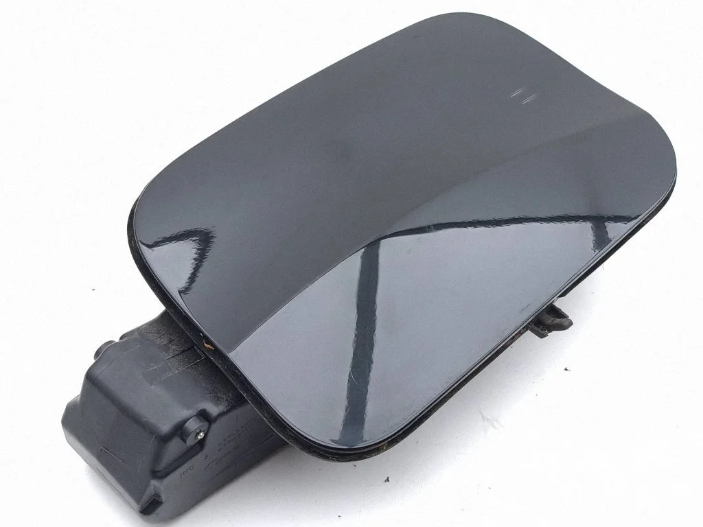 Electric car charge socket cover – Citroen C4 III e-C4 (2020-)