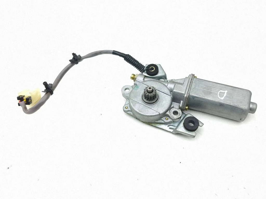 Folding roof motor – Nissan 350Z (2002-2009)