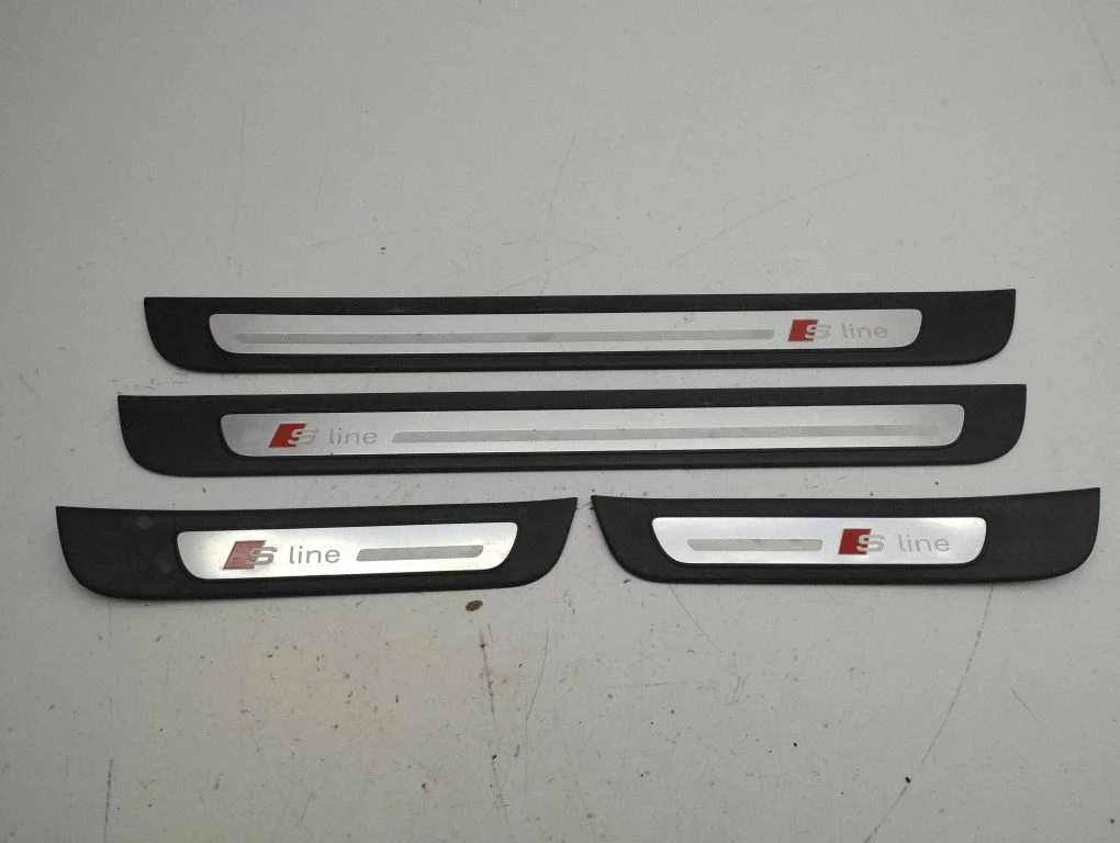 sill trim set (inner) 4G8853375