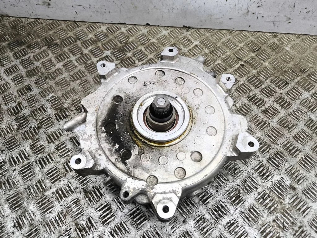 Elektriauto mootor 8682498