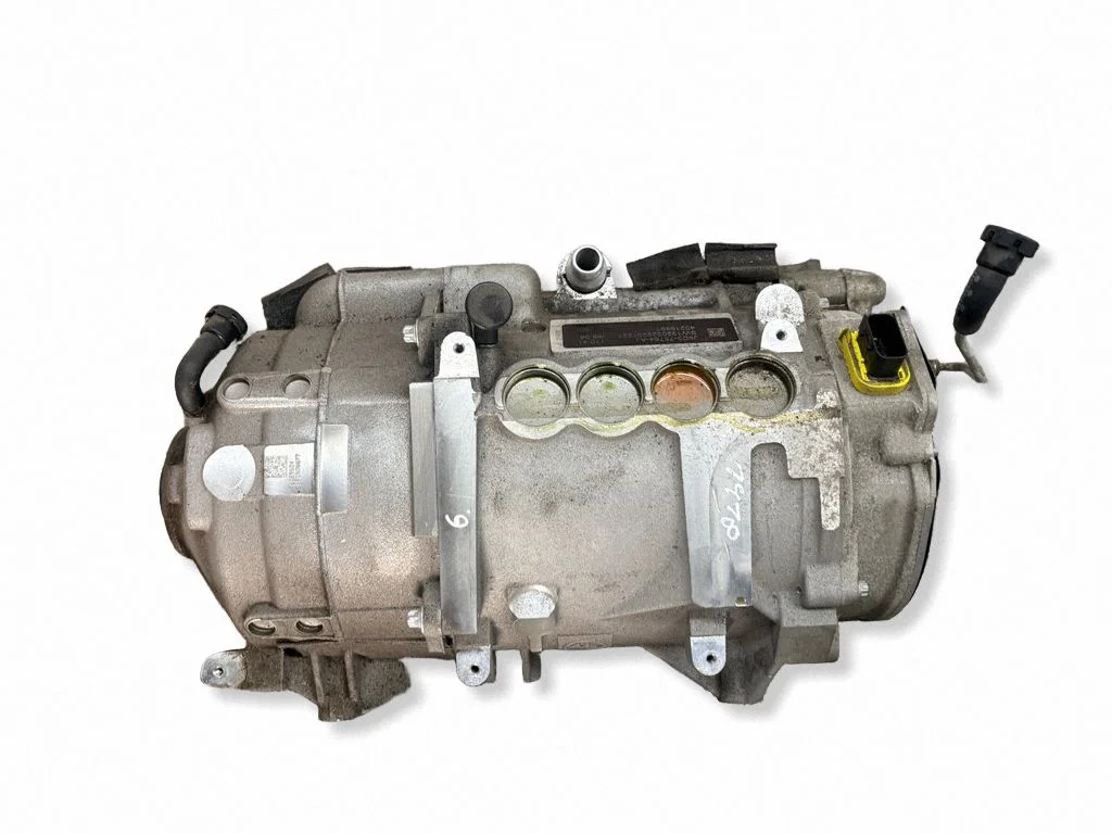 Elektriauto mootor J9D375764AJ