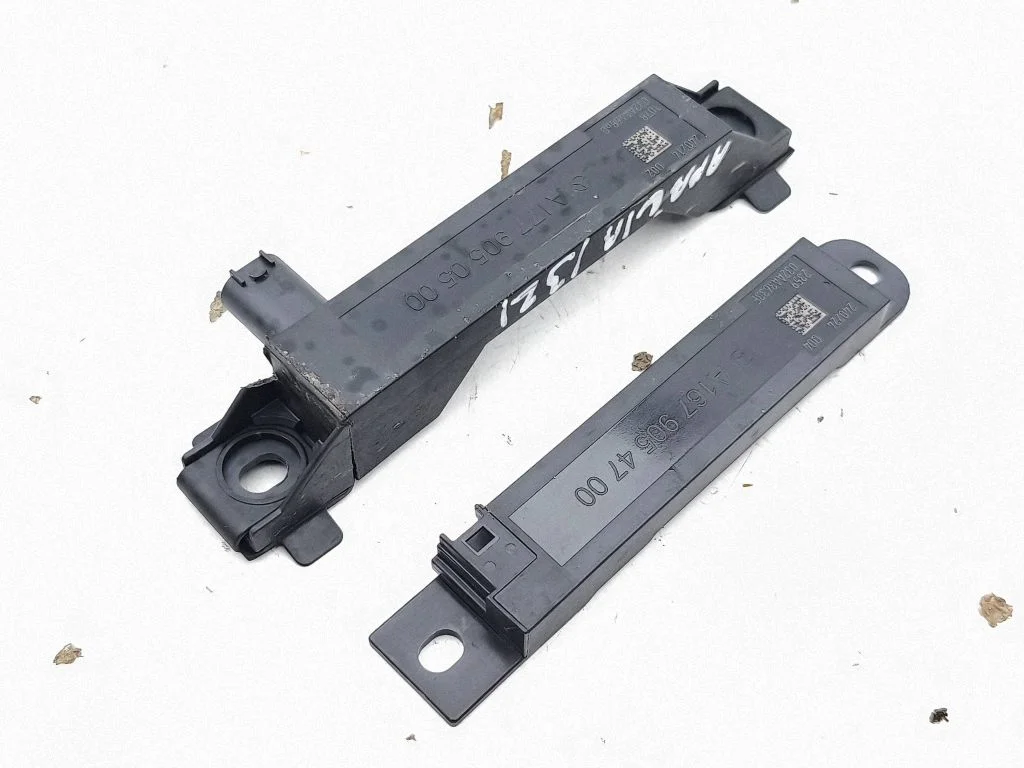 Keyless system antenna A1679054700
