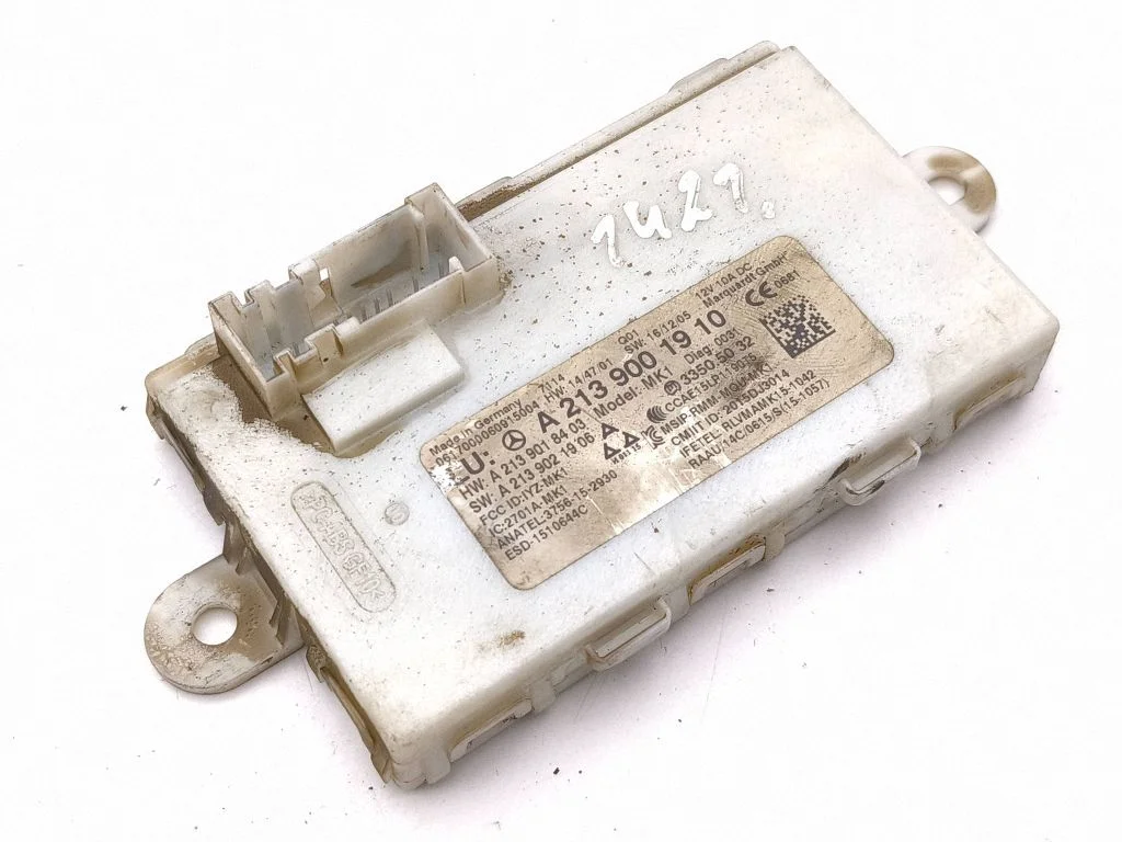 Trunk lid opening control unit – Mercedes-Benz E-Class W213 (2016-)