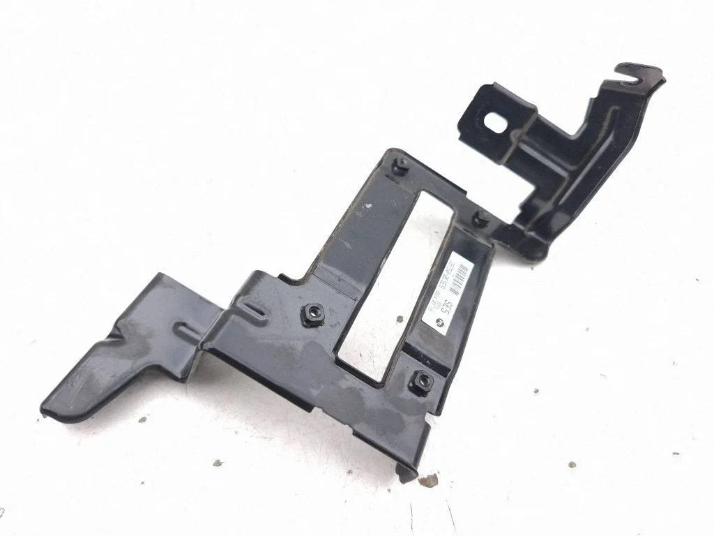 Mootori juhtploki hoidik 397500ESE5