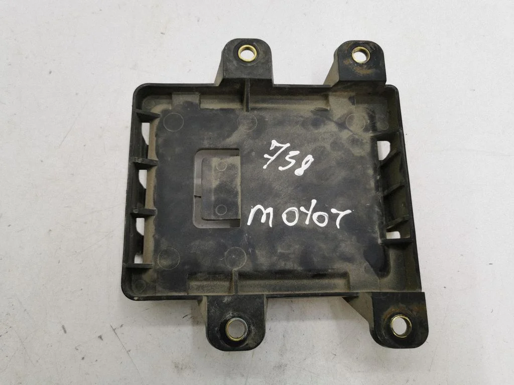 Engine control unit holder 15781315