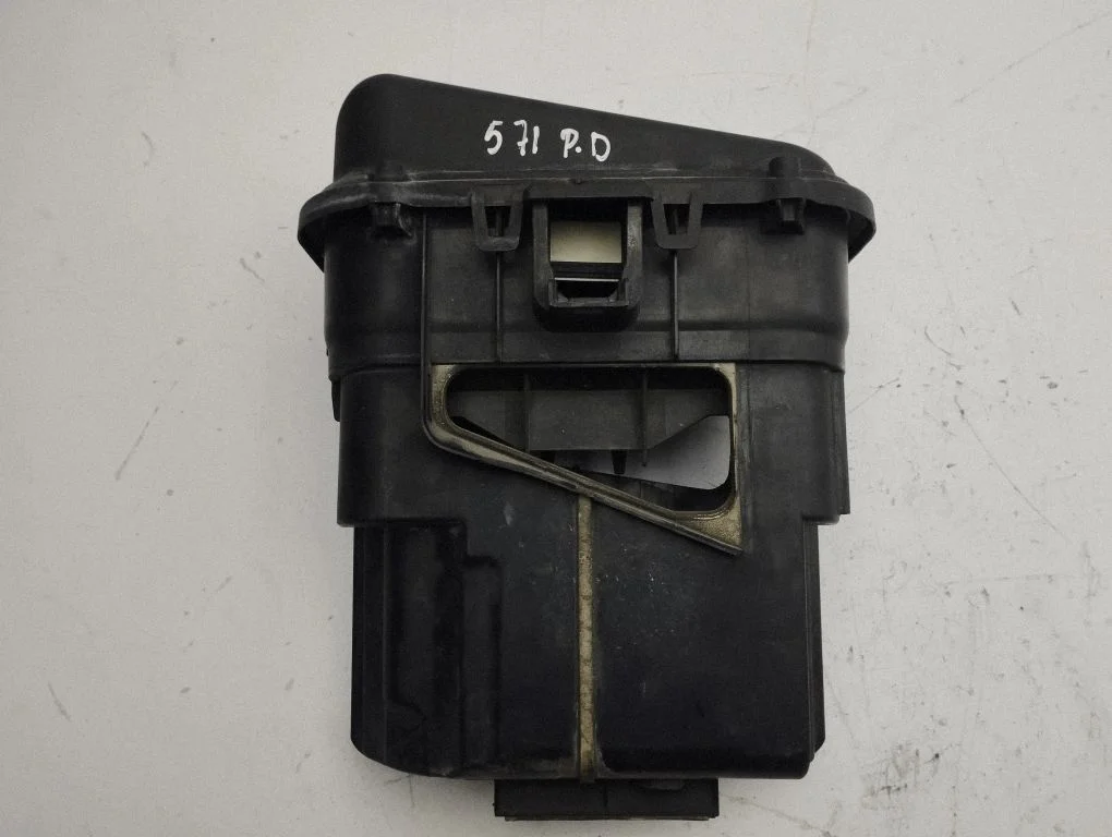 Engine control unit box – BMW 7 Series F01 F02 F03 F04 (2008-2016)