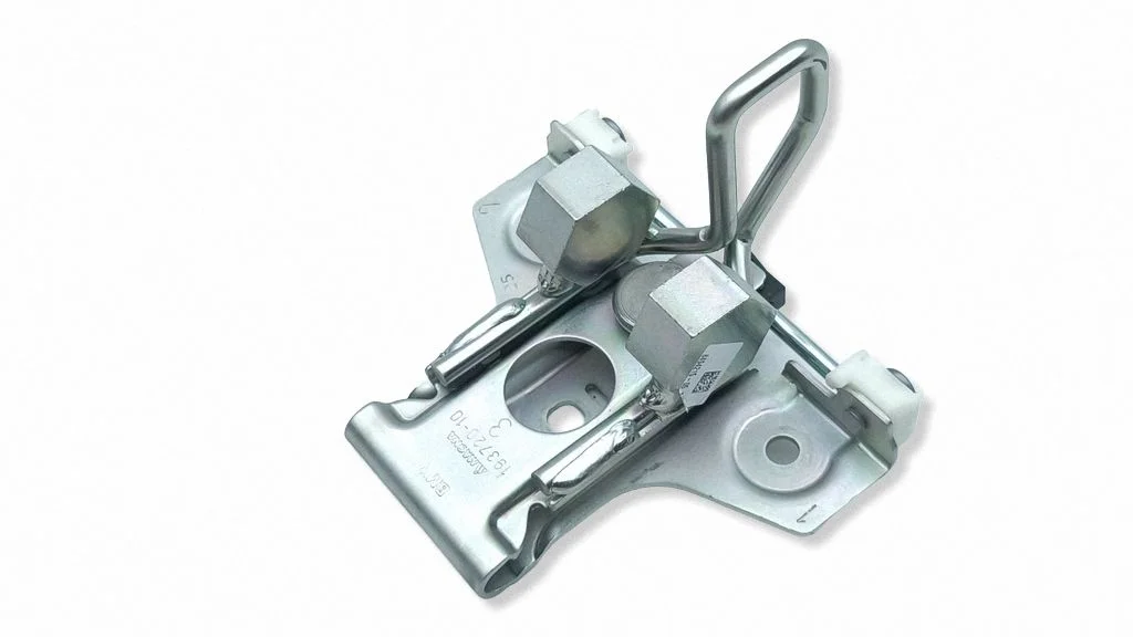 Trunk lock loop 19372010