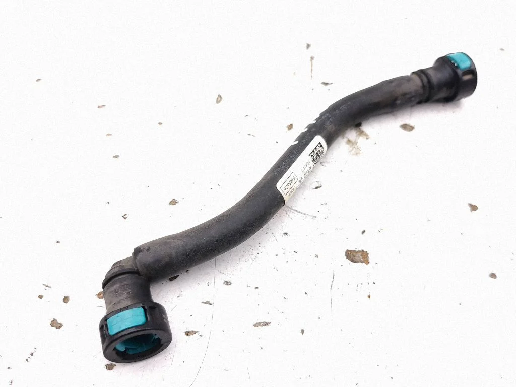 Elektriauto mootori jahutusvoolikud / -torud LJ9C2N153AB