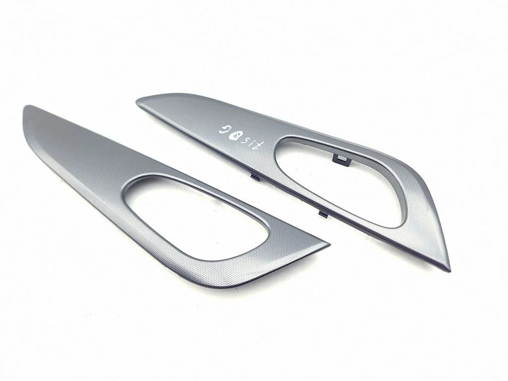 Salongi dekoratiivviimistluse komplekt 82683HV51A