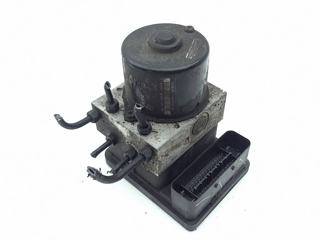 ABS block – Volkswagen Bora (1998-2005)