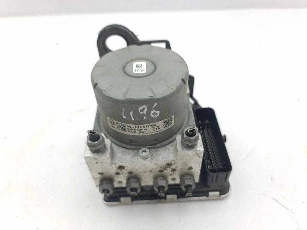 ABS-plokk 5Q0614517GA