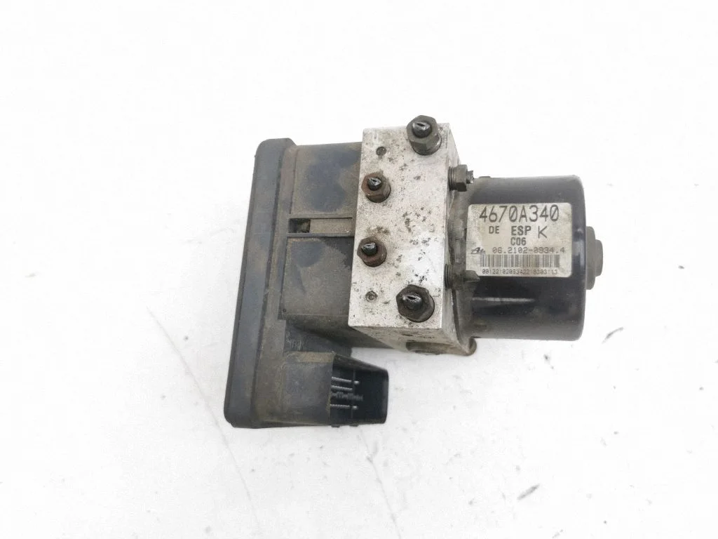 ABS bloks 4670A340