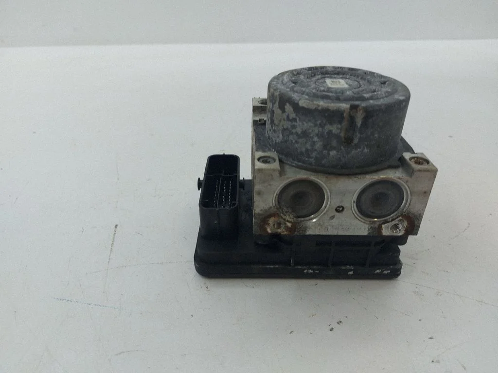 ABS block – Mazda 3 III (2014-2018)