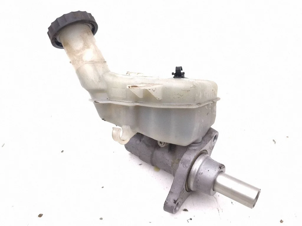 Master brake cylinder 03350890021