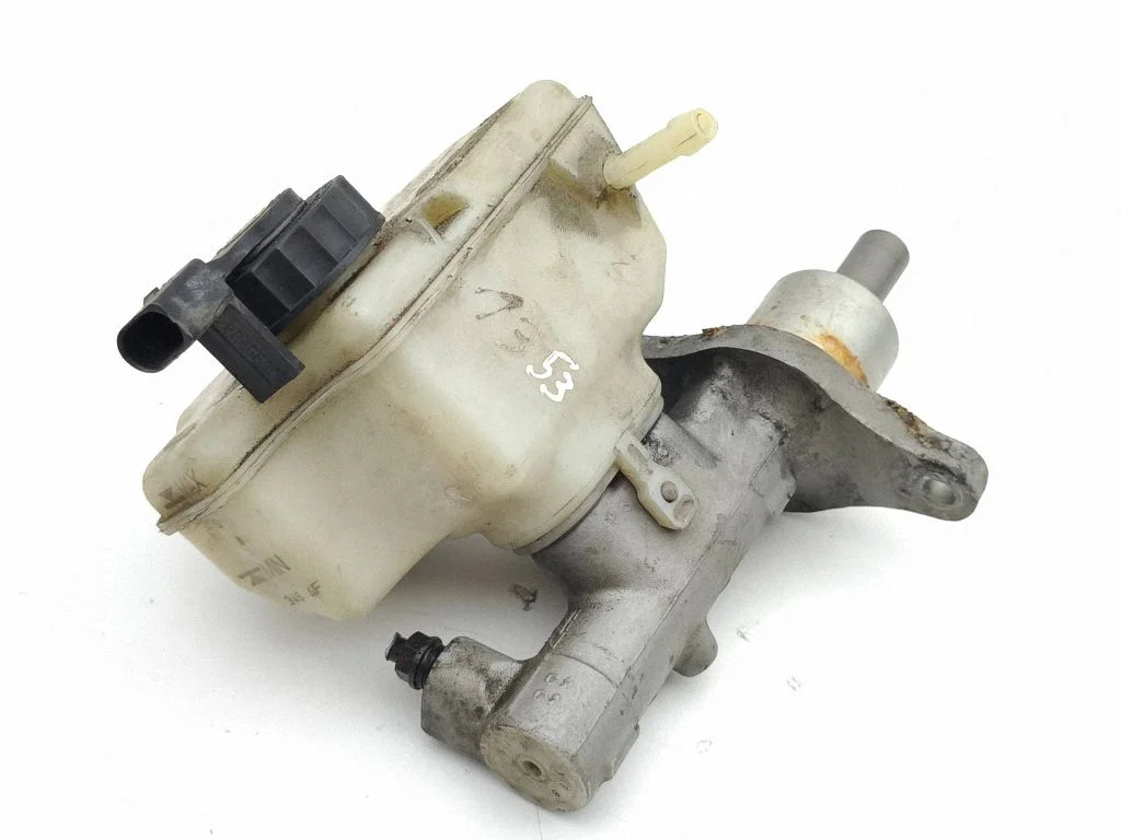 Master brake cylinder 1K1611301C
