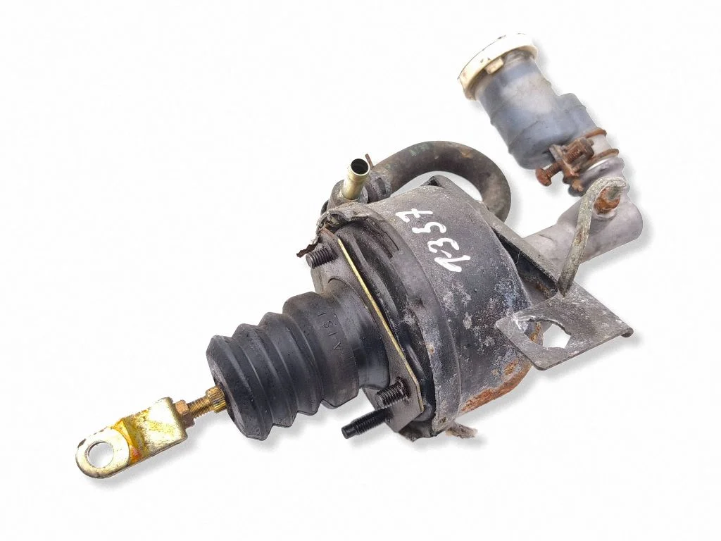 Master brake cylinder