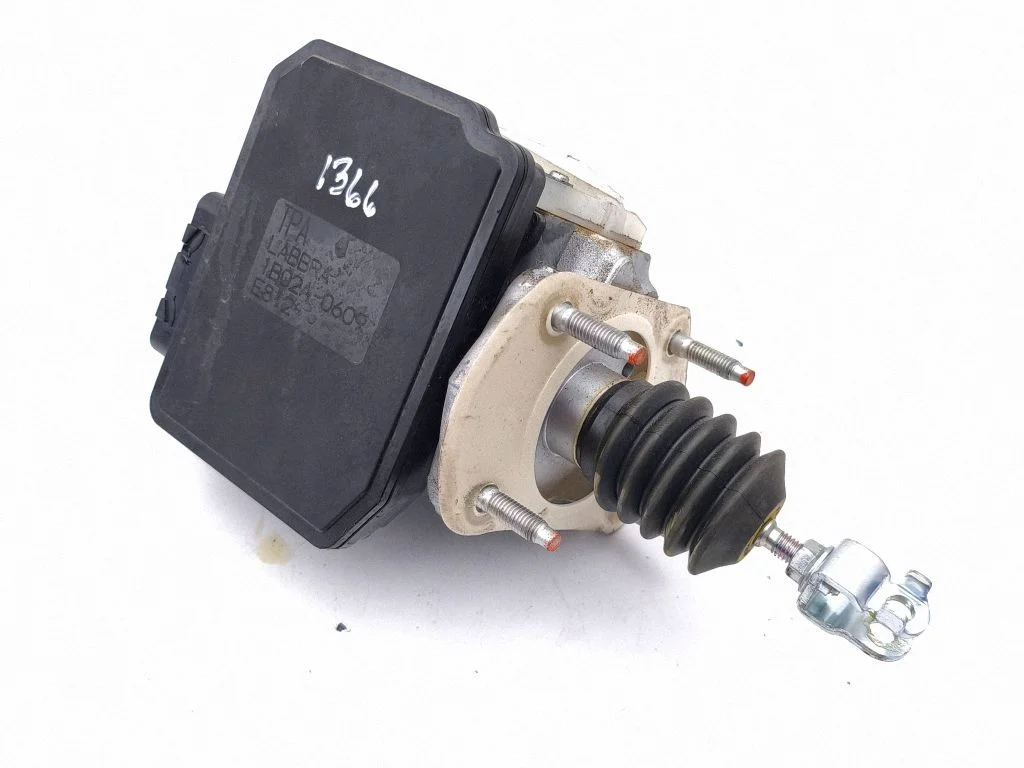 Master brake cylinder 1B02A0609