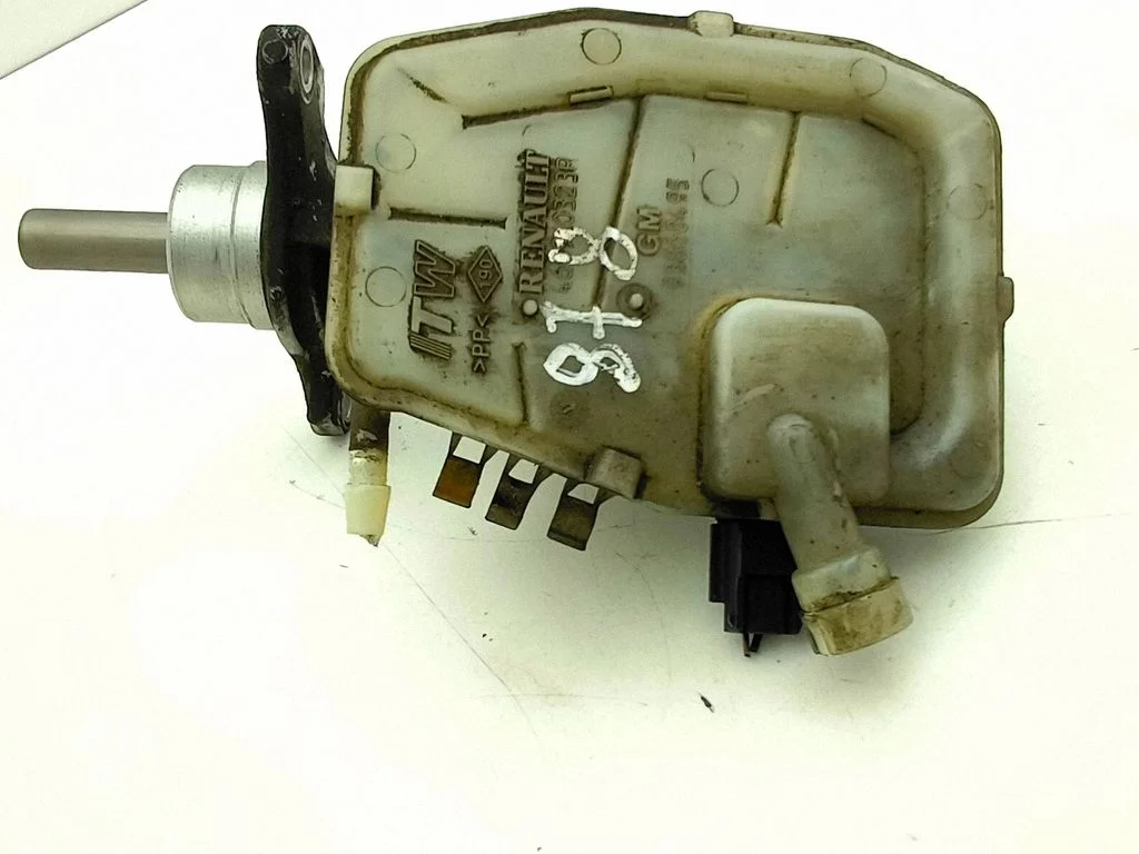 Master brake cylinder 93868495