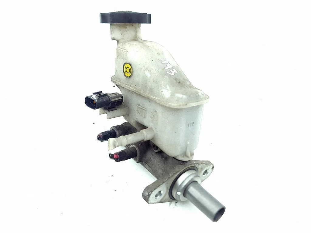 Master brake cylinder