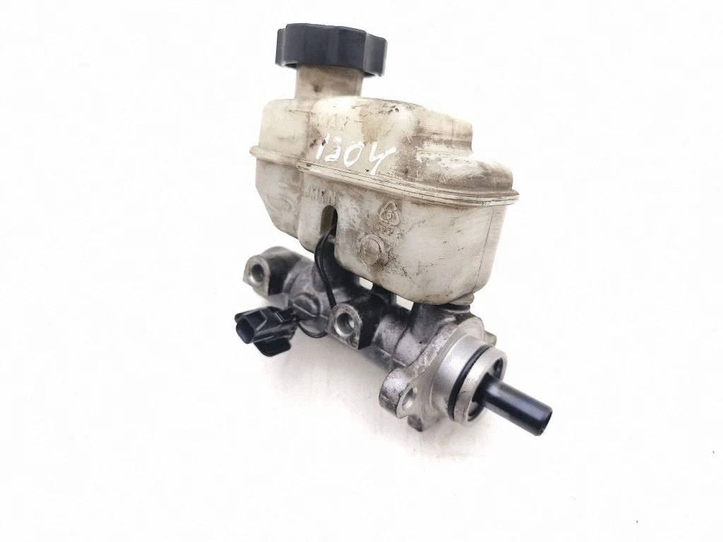 Master brake cylinder 0693
