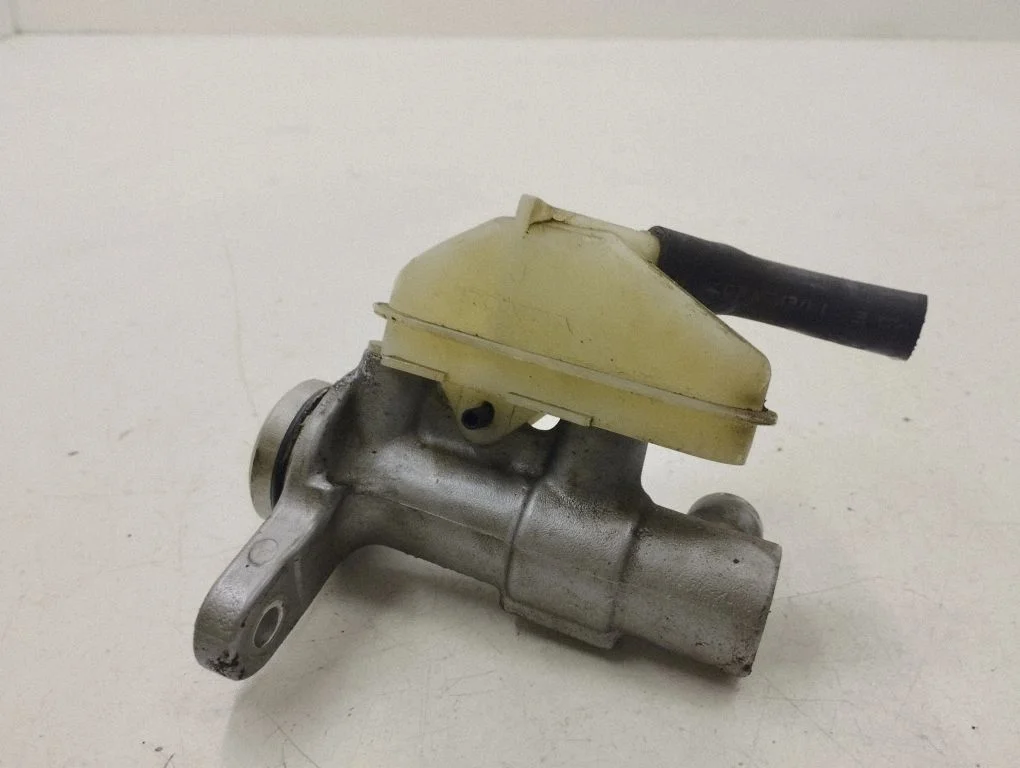 Master brake cylinder – Honda CR-V (2013-2016)
