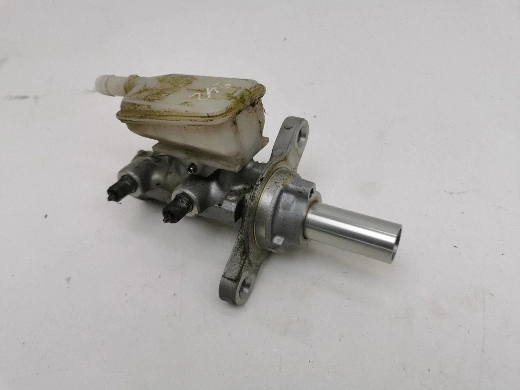 Master brake cylinder 0204223634