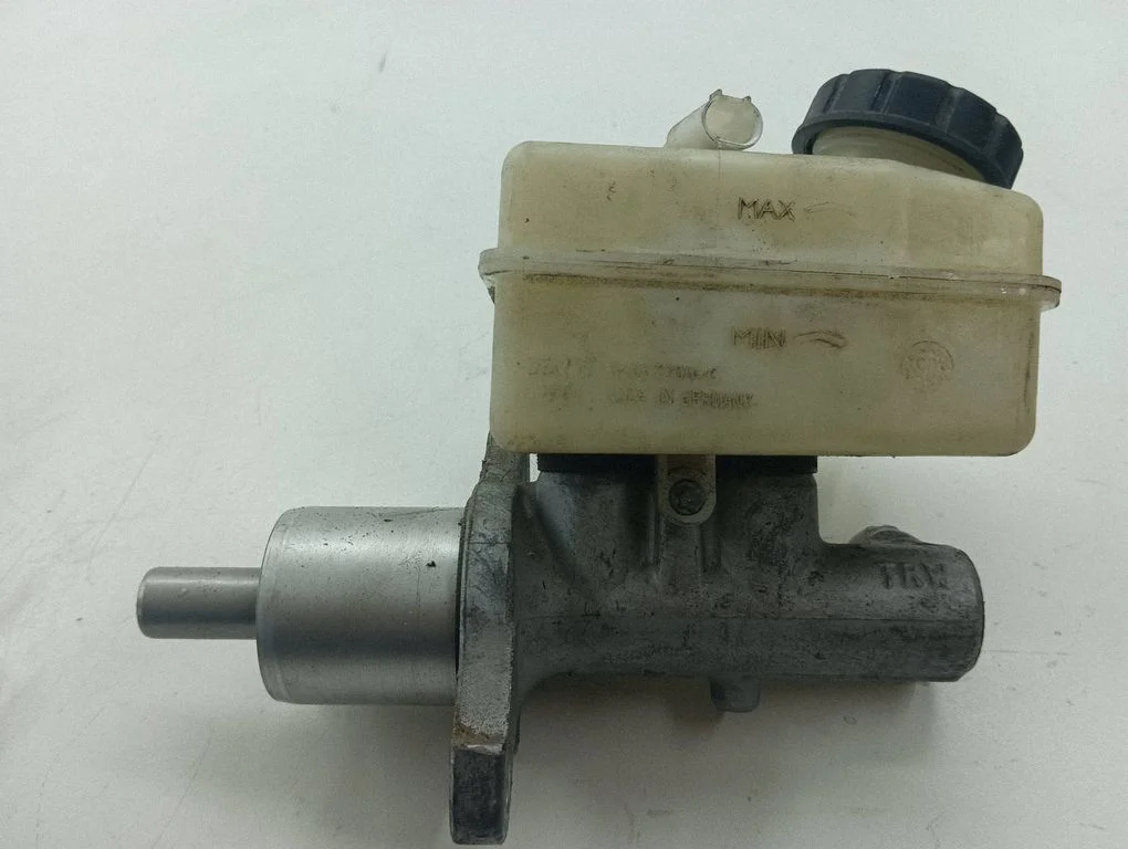 Master brake cylinder A1694300202