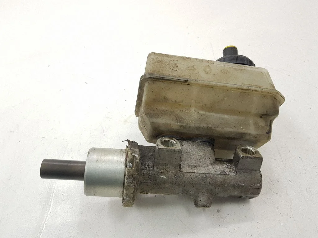 Master brake cylinder 7700823486