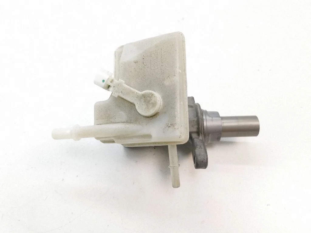 Master brake cylinder 0335089160