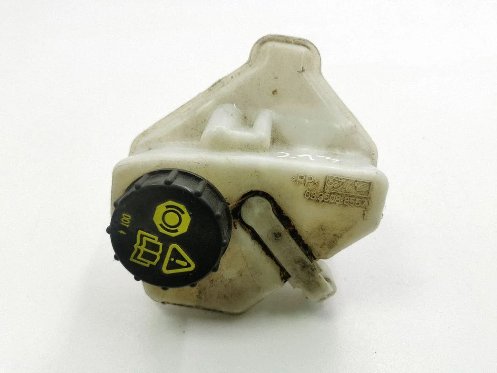 Brake fluid reservoir – Volvo S80 (2007-2013)