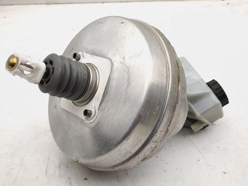 Brake booster – Volvo S90, V90 (2016-)