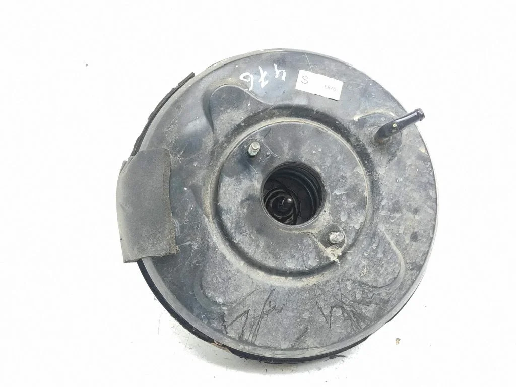 Brake booster EH7043800