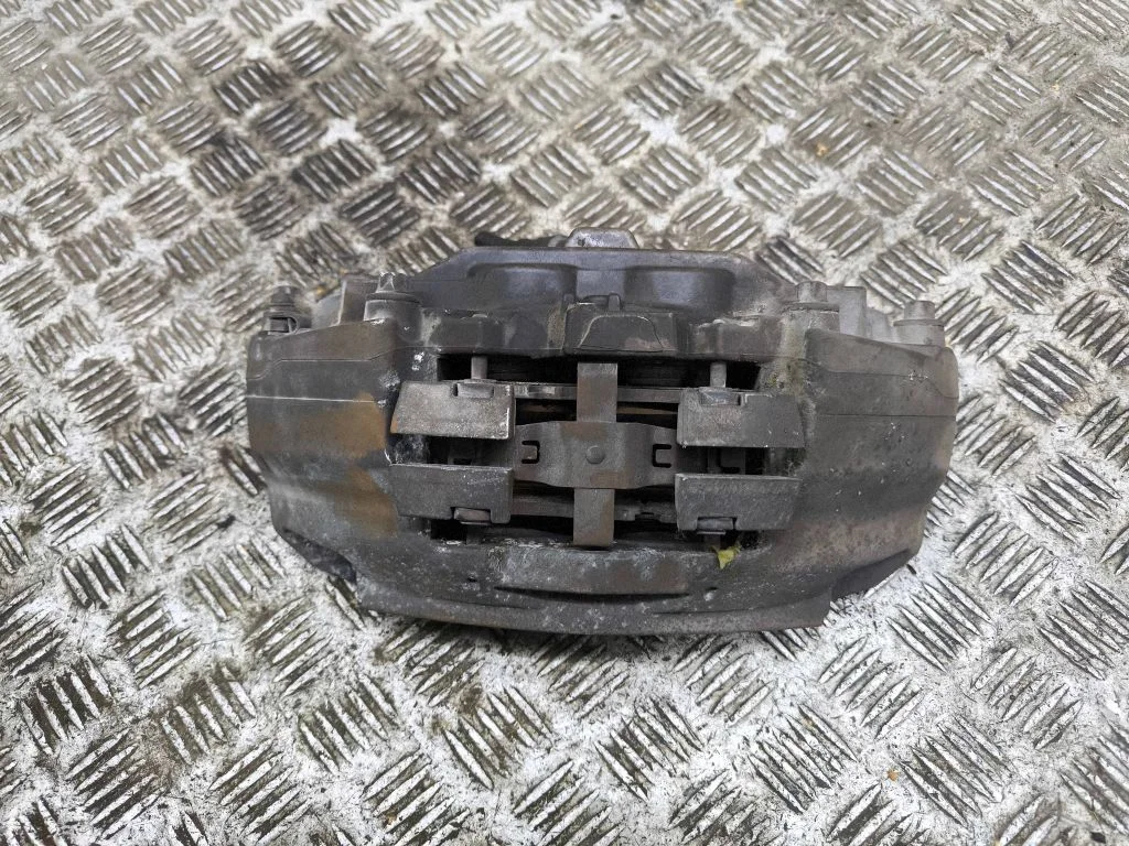 Esimene pidurisadul – vasak