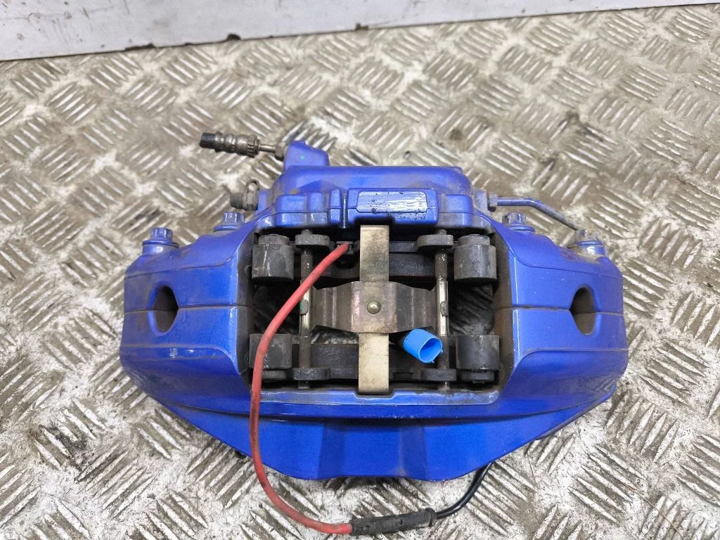 Front brake caliper – BMW i4 (2021-)