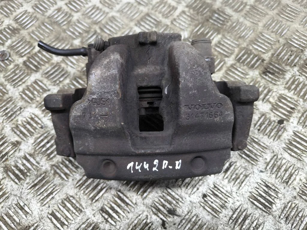 Front brake caliper 31471664