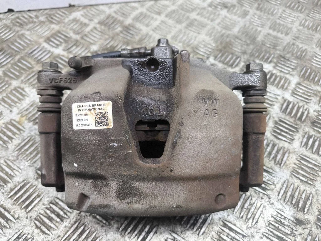 Front brake caliper 1EA615105H