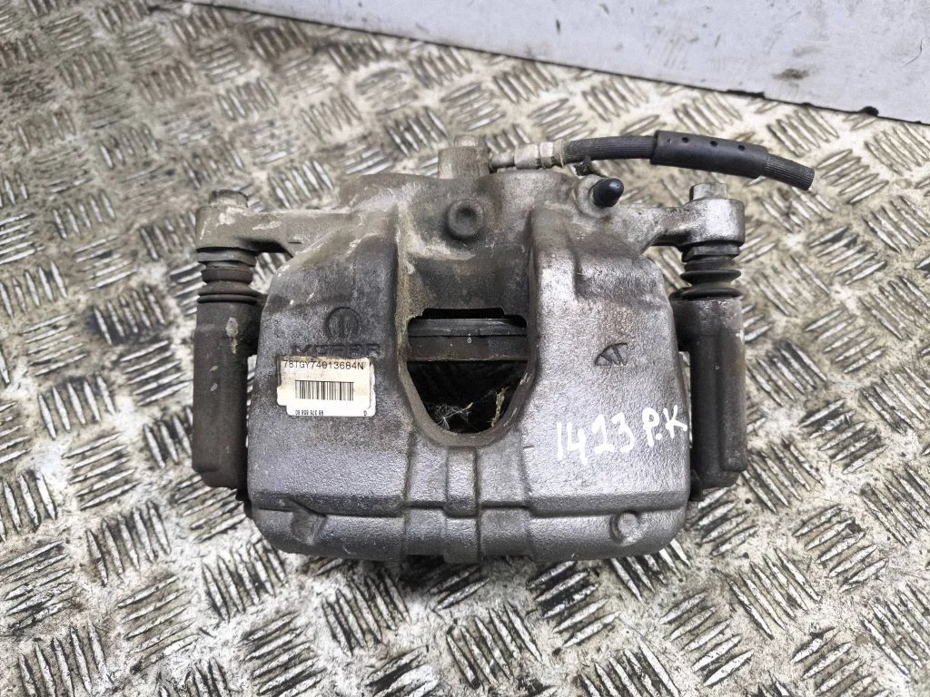 Front brake caliper 9837685880