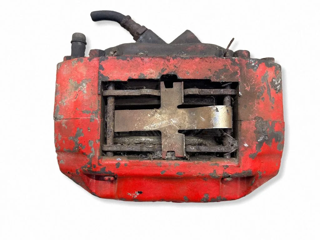 Front brake caliper – right