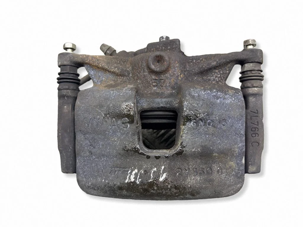 Front brake caliper – left