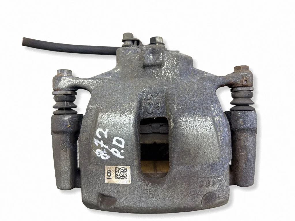 Front brake caliper – right