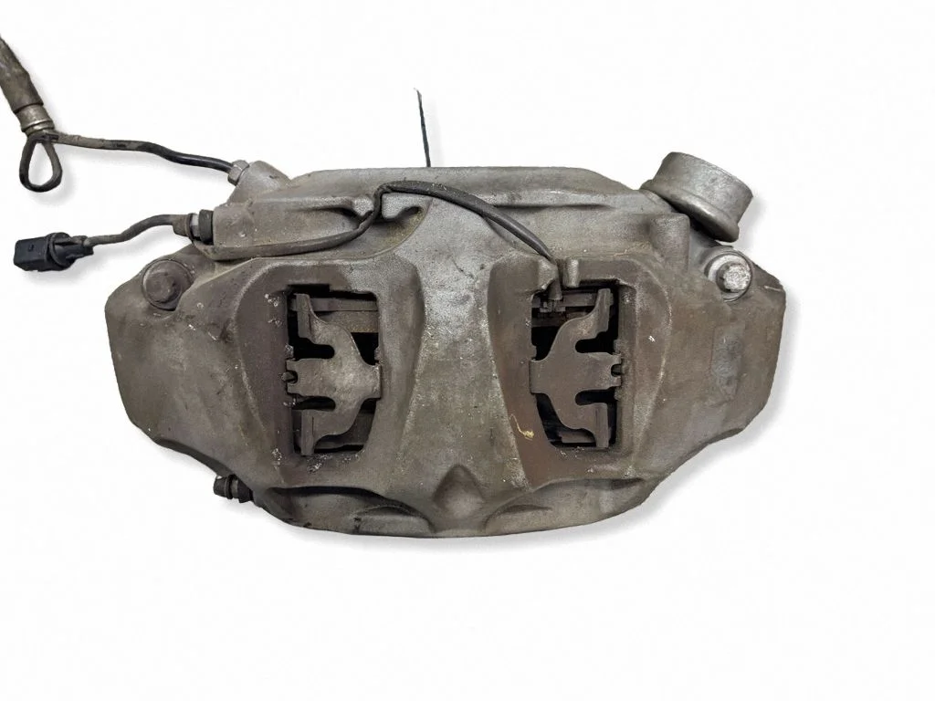 Front brake caliper – left