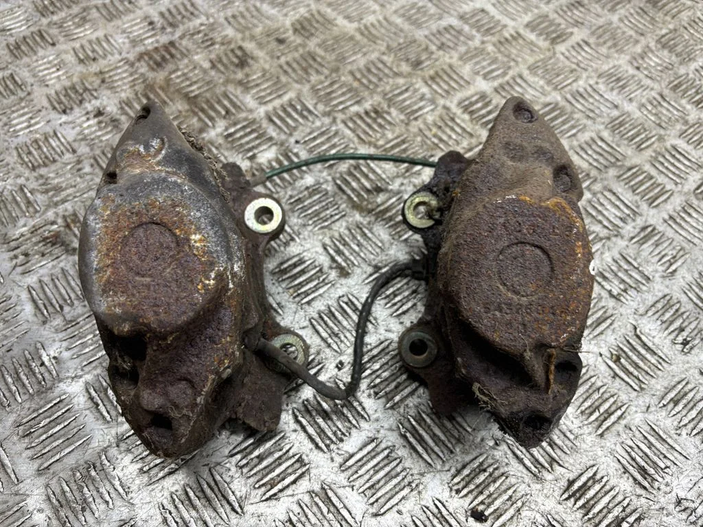 Esimene pidurisadul – Rolls-Royce Silver Spur (1980-1998), vasak