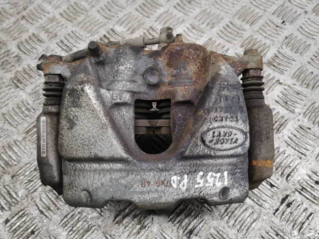 Front brake caliper – right