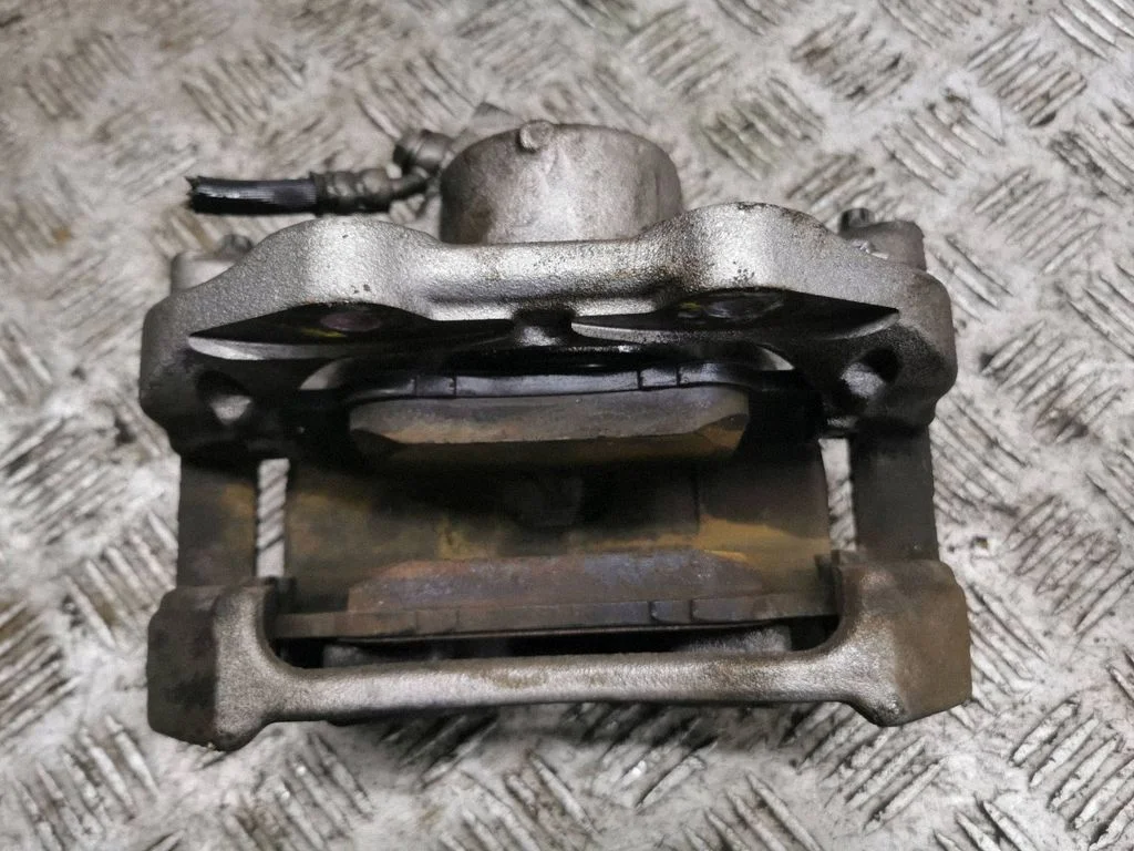 Front brake caliper – Jeep Avenger (2022-)