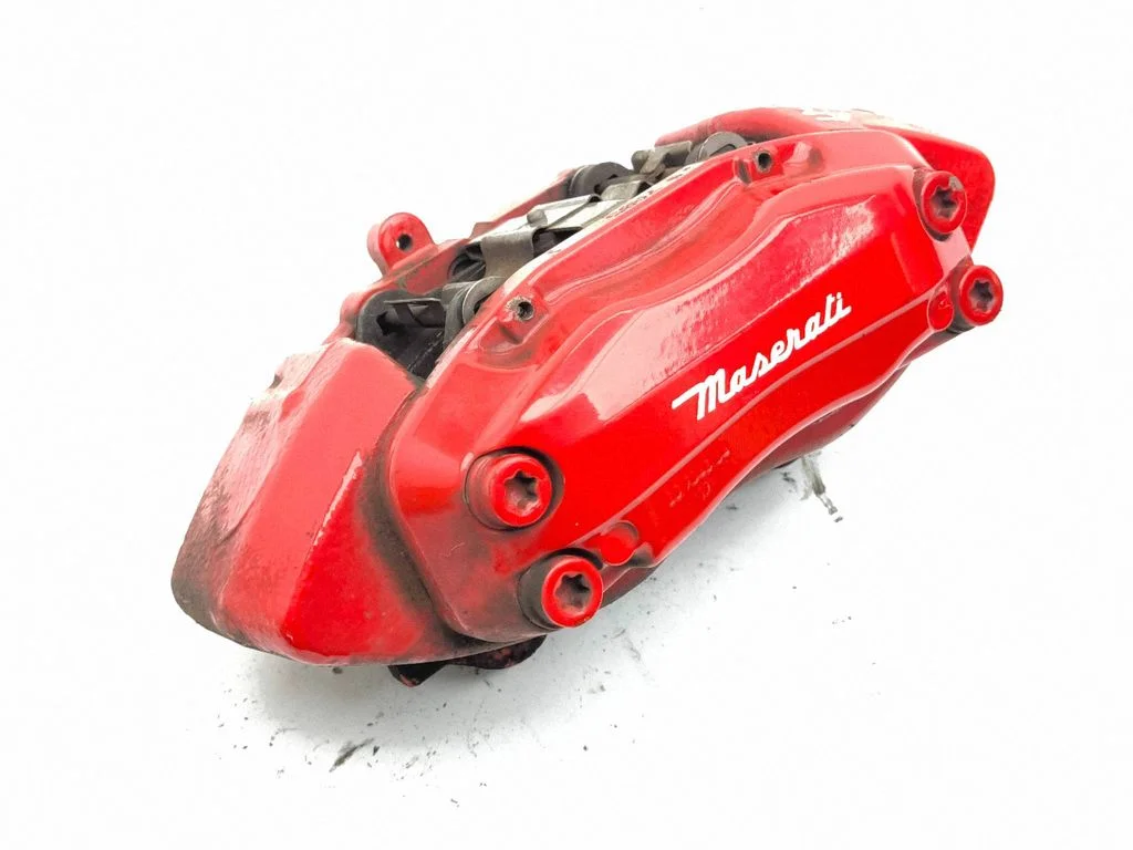 Front brake caliper – right