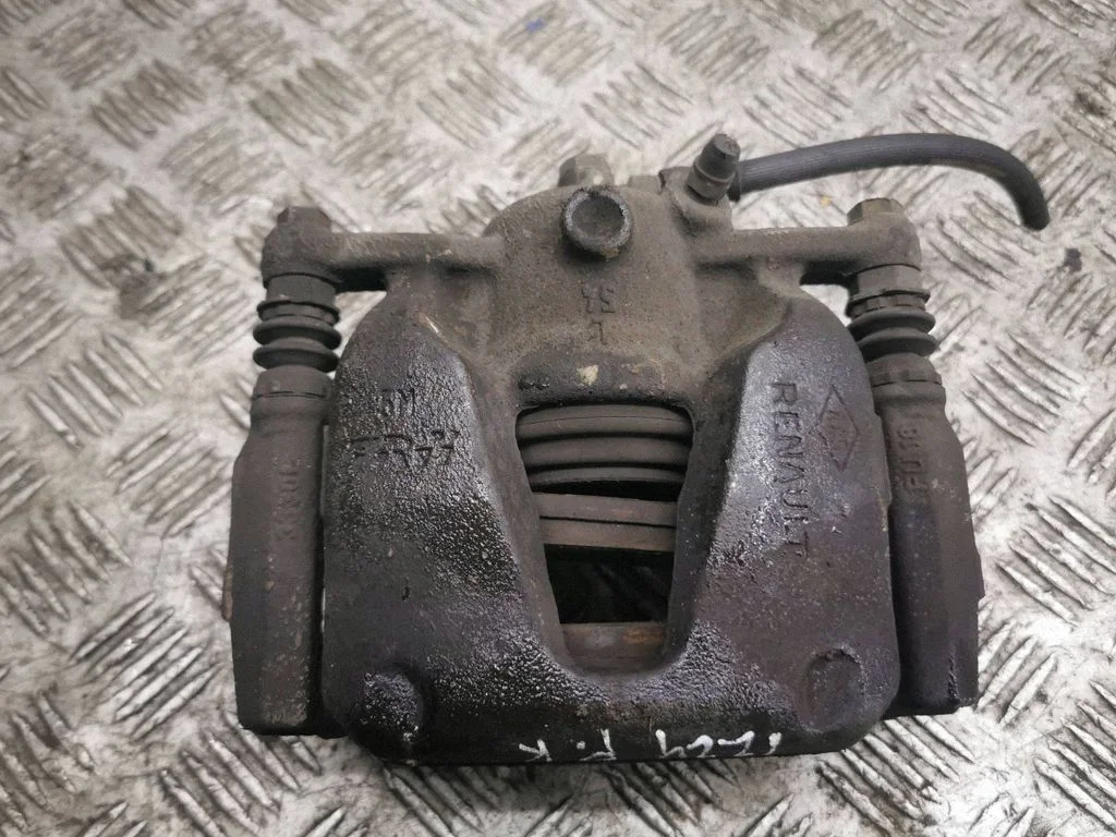 Front brake caliper – left