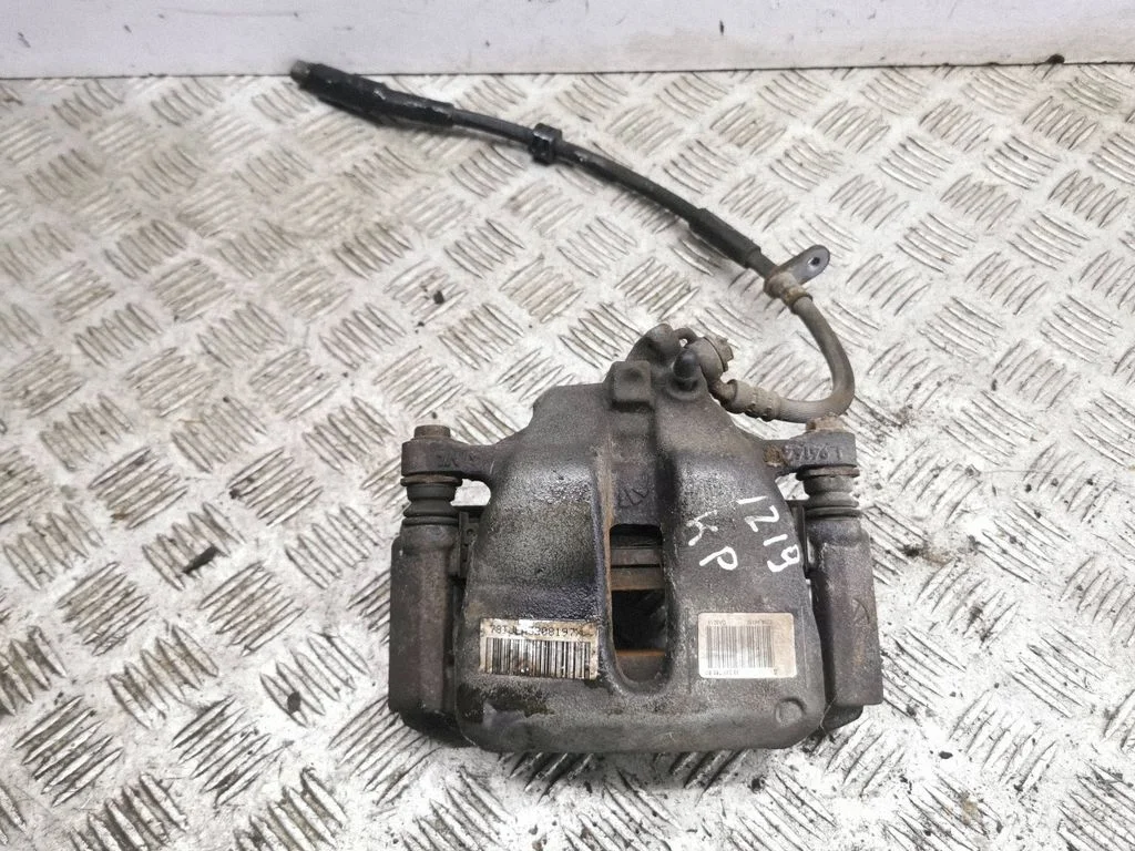 Front brake caliper 9824176580