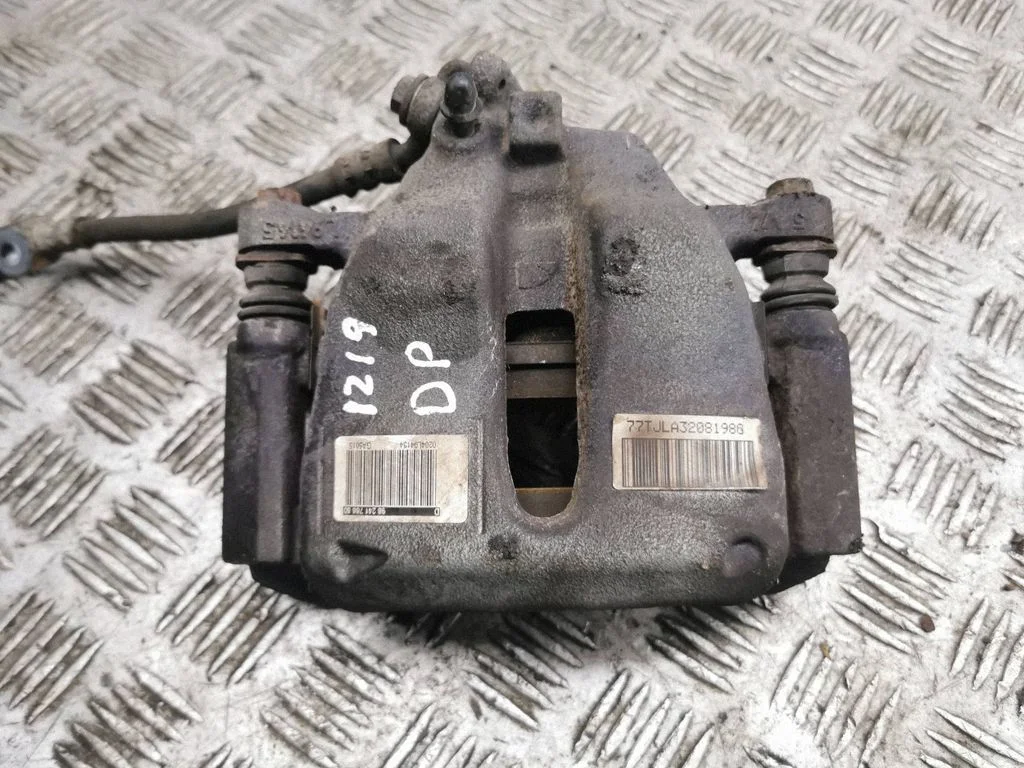 Front brake caliper 9824176680