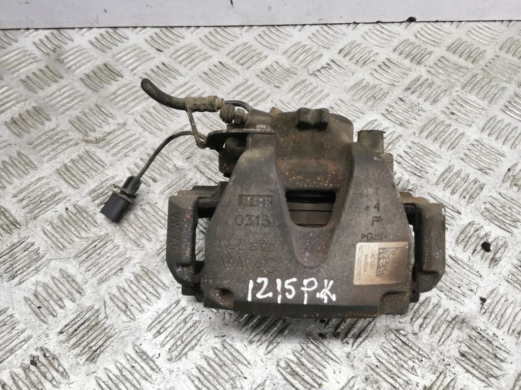 Front brake caliper – left