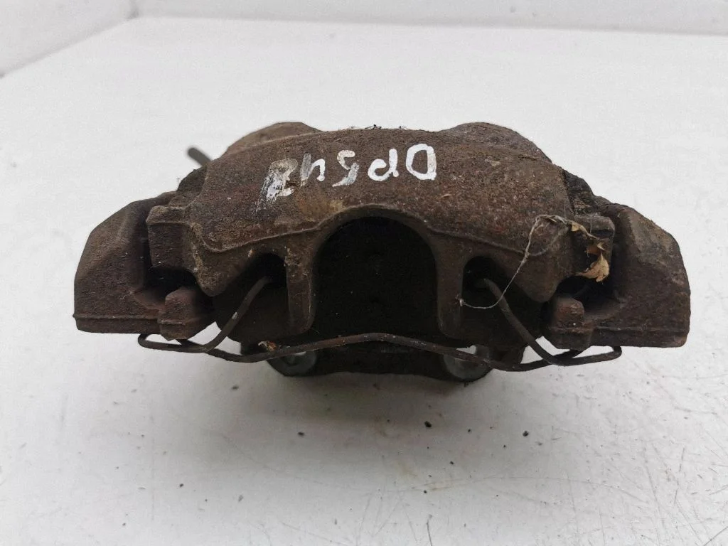 Front brake caliper – right